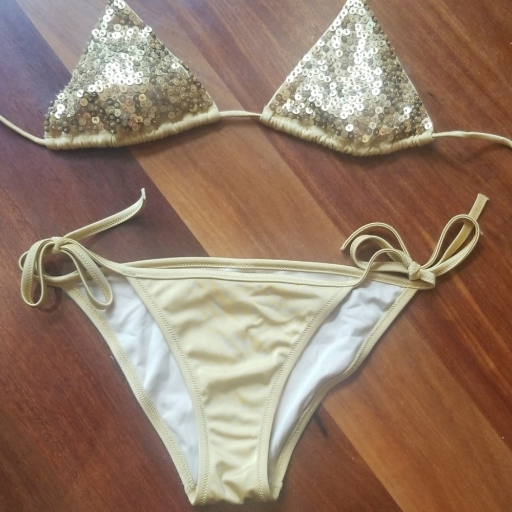 Victoria's Secret Swimsuit Size:xs top S bottom